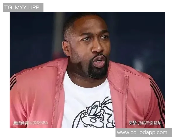 尼克杨批评托马斯布克自私不传球阿里纳斯同样如此